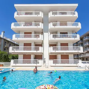 https://residence-nautilus-lido-di-jesolo.hotelinveneto.com